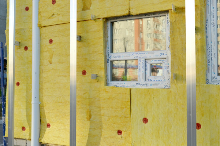 crawl space insulation vapor